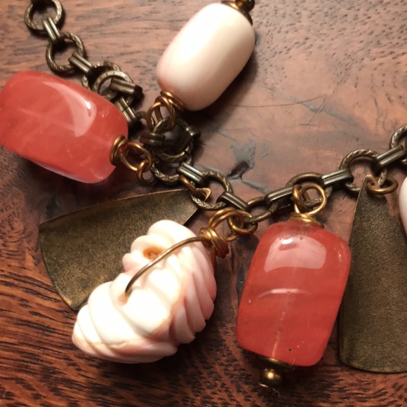 𝗝𝗔𝗡 𝗠𝗜𝗖𝗛𝗔𝗘𝗟𝗦 𝗤𝗨𝗔𝗥𝗧𝗭 & 𝗔𝗡𝗚𝗘𝗟 𝗖𝗢𝗥𝗔𝗟 𝗕𝗥𝗔𝗖𝗘𝗟𝗘𝗧 - Picture 10 of 17